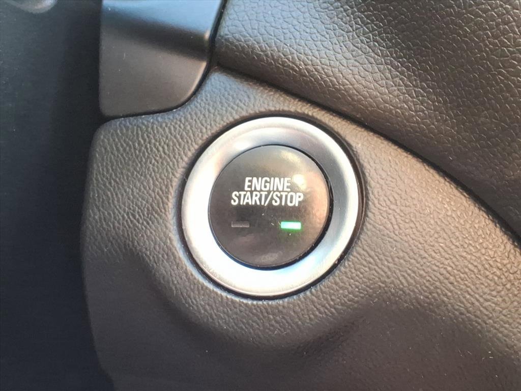 Used 2020 Chevrolet Equinox LT w/ Driver Convenience Package image 27