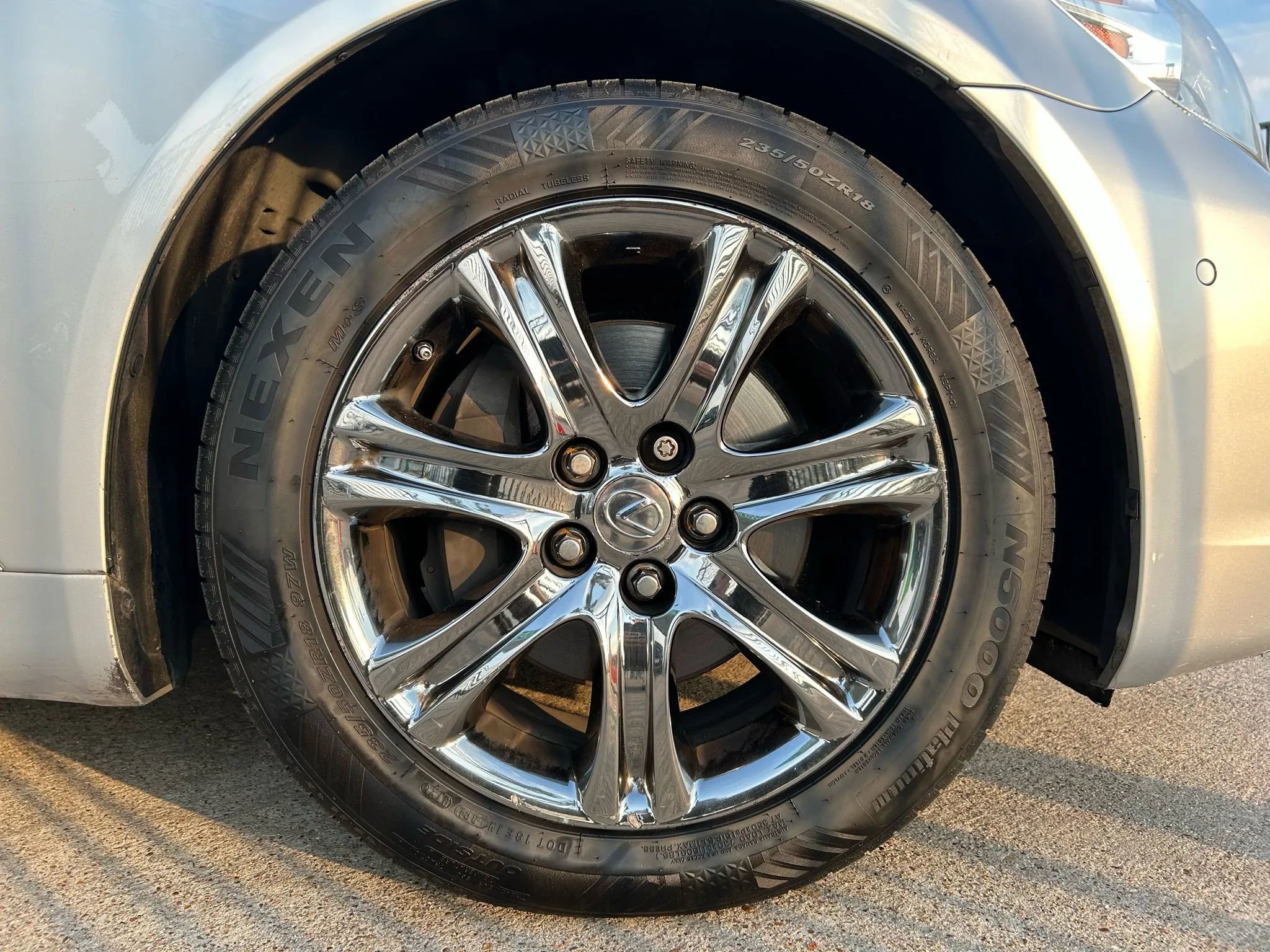 Used 2012 Lexus LS 460 w/ Luxury Value Edition image 28