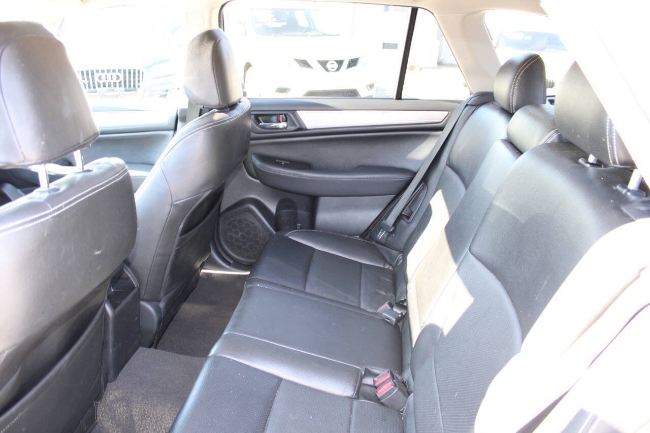 Used 2016 Subaru Outback 2.5i Premium AWD/4WD image 21