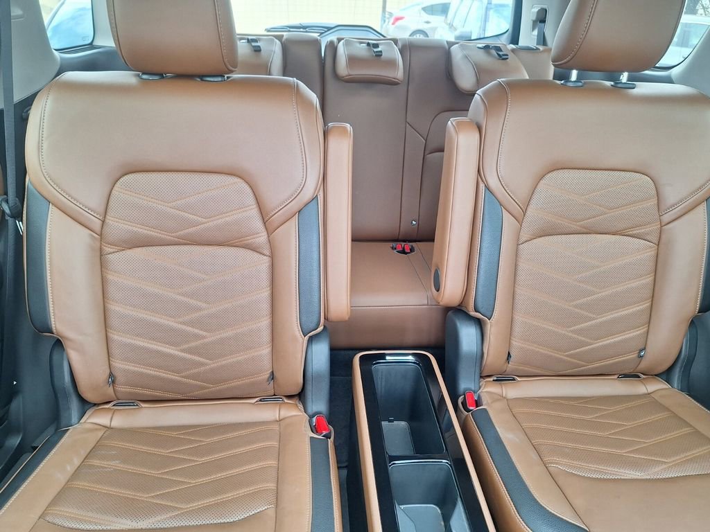 Used 2024 Nissan Pathfinder Platinum FWD image 33