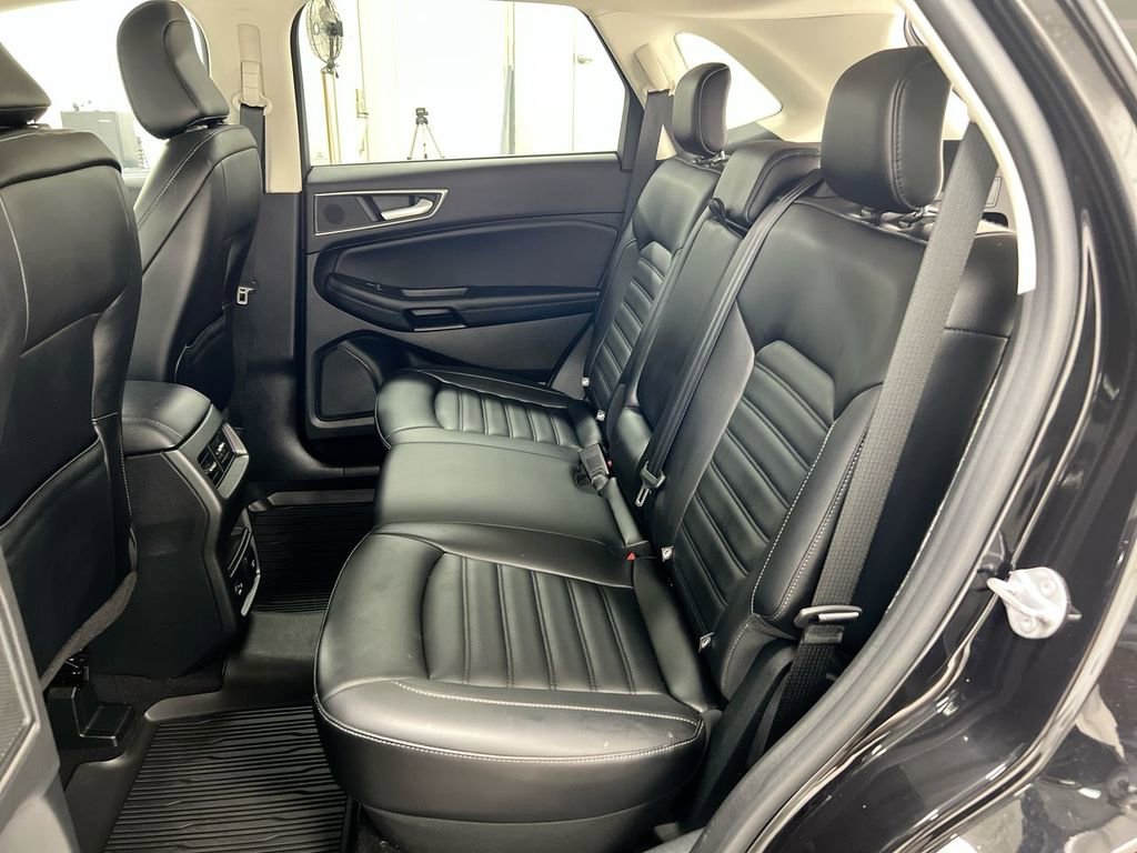 Used 2022 Ford Edge SEL w/ Convenience Package AWD/4WD image 22