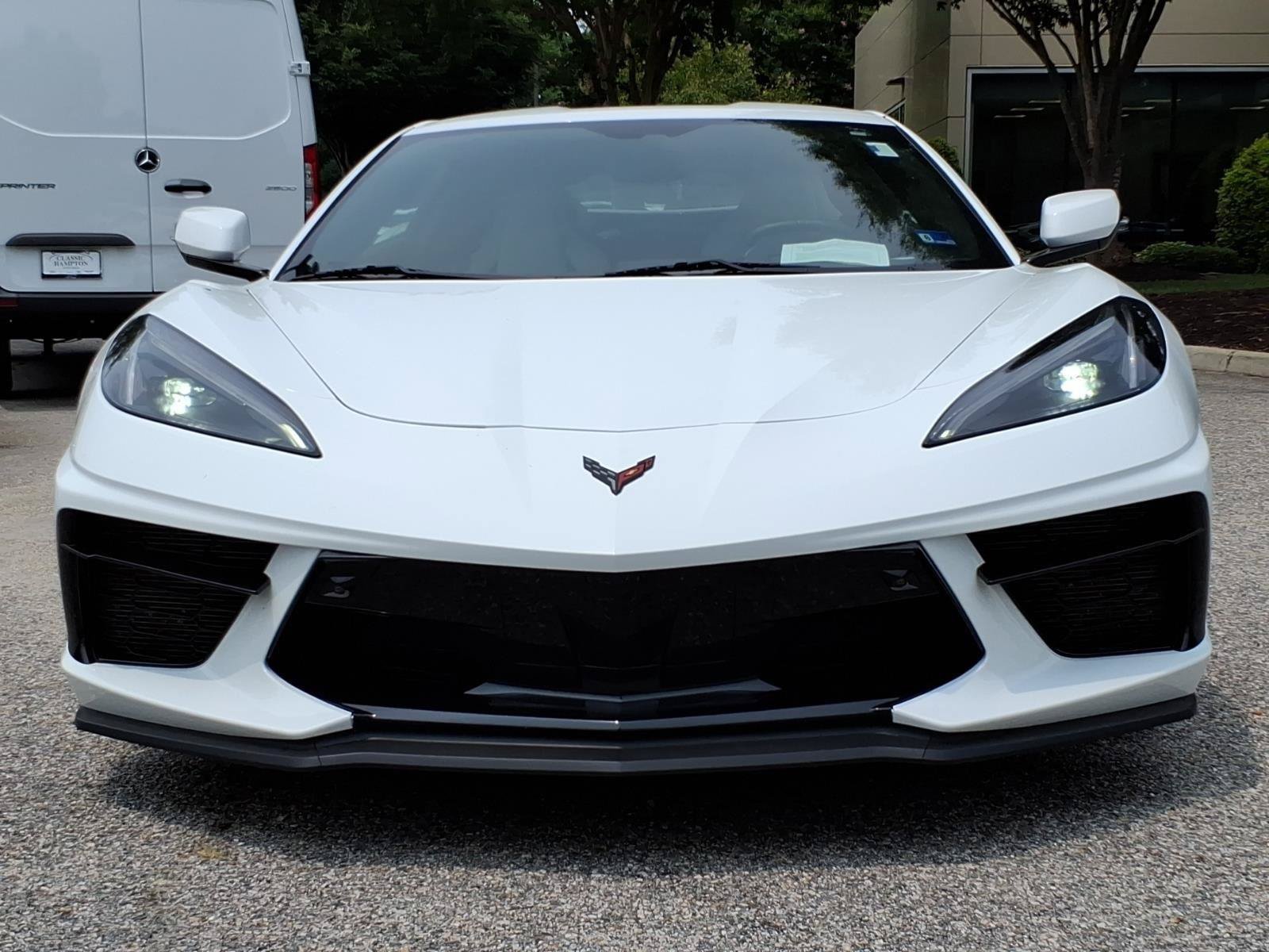 Used 2022 Chevrolet Corvette Stingray Preferred Cpe w/ Battery Protection Package RWD image 2