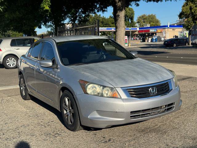 Used 2010 Honda Accord LX image 2