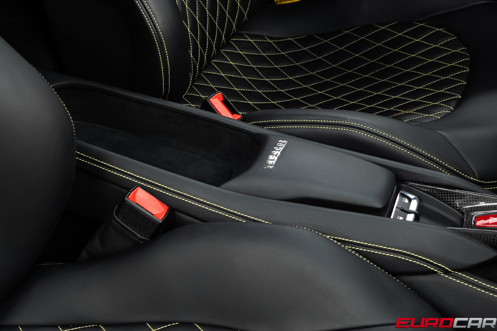 Used 2021 Ferrari F8 Tributo RWD image 40