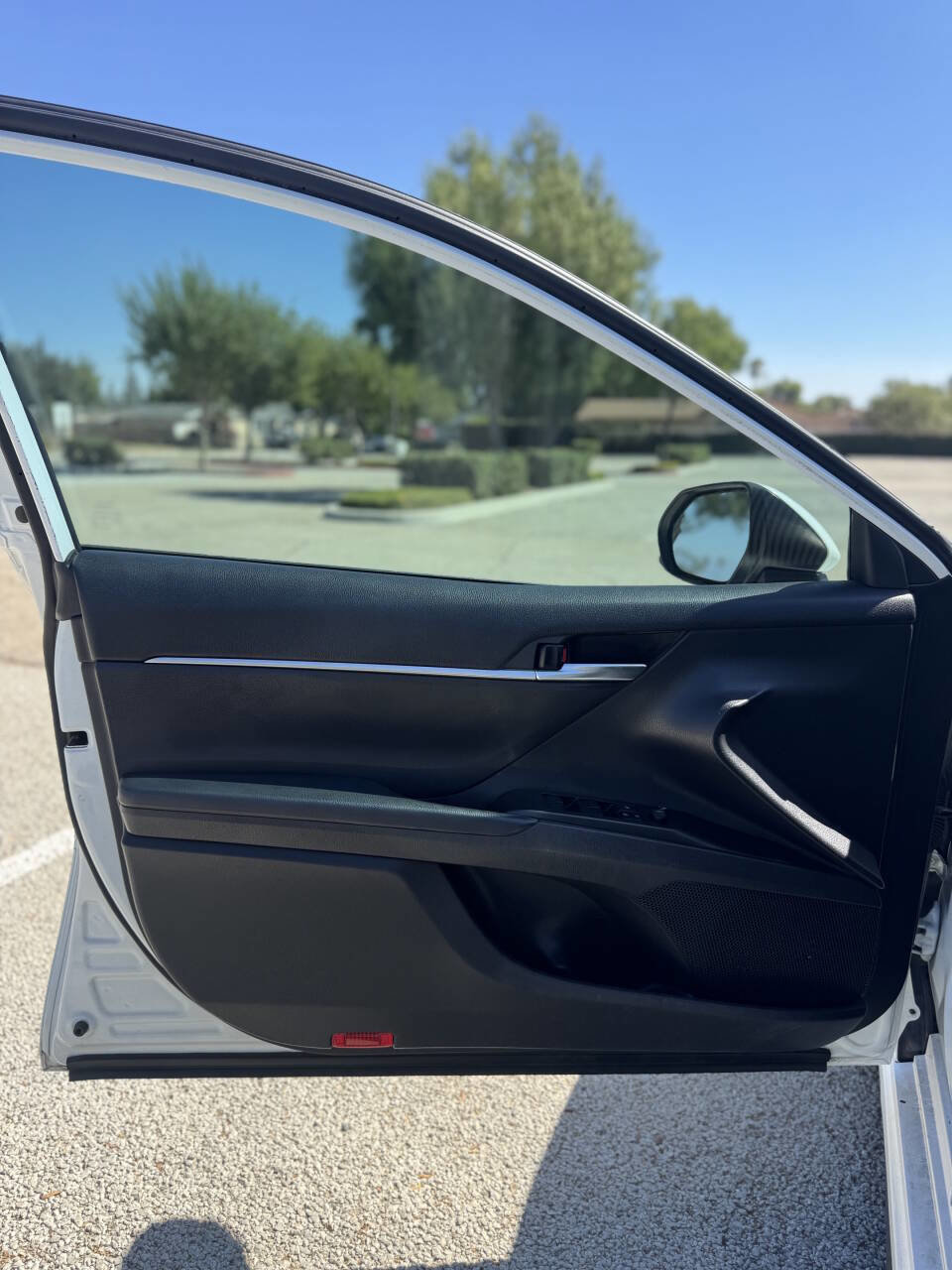 Used 2021 Toyota Camry SE image 17