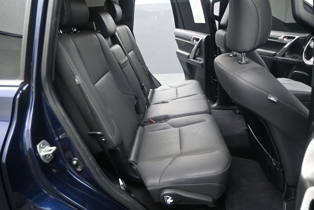 Used 2023 Lexus GX 460 Premium w/ Premium Package AWD/4WD image 16