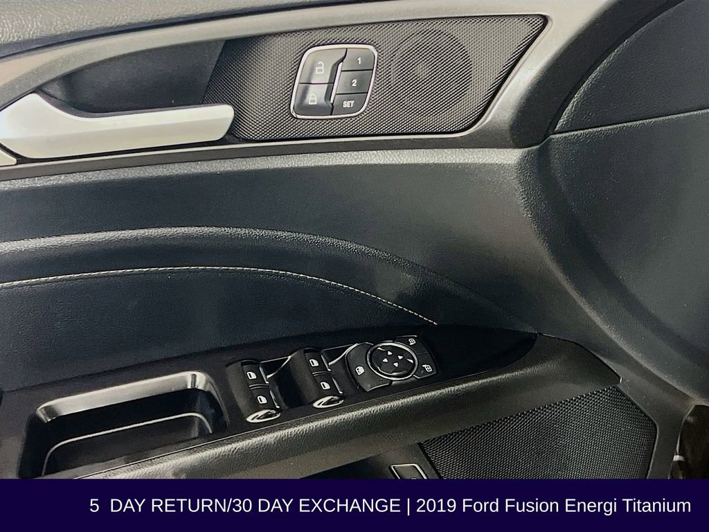 Used 2019 Ford Fusion Energi Titanium image 23
