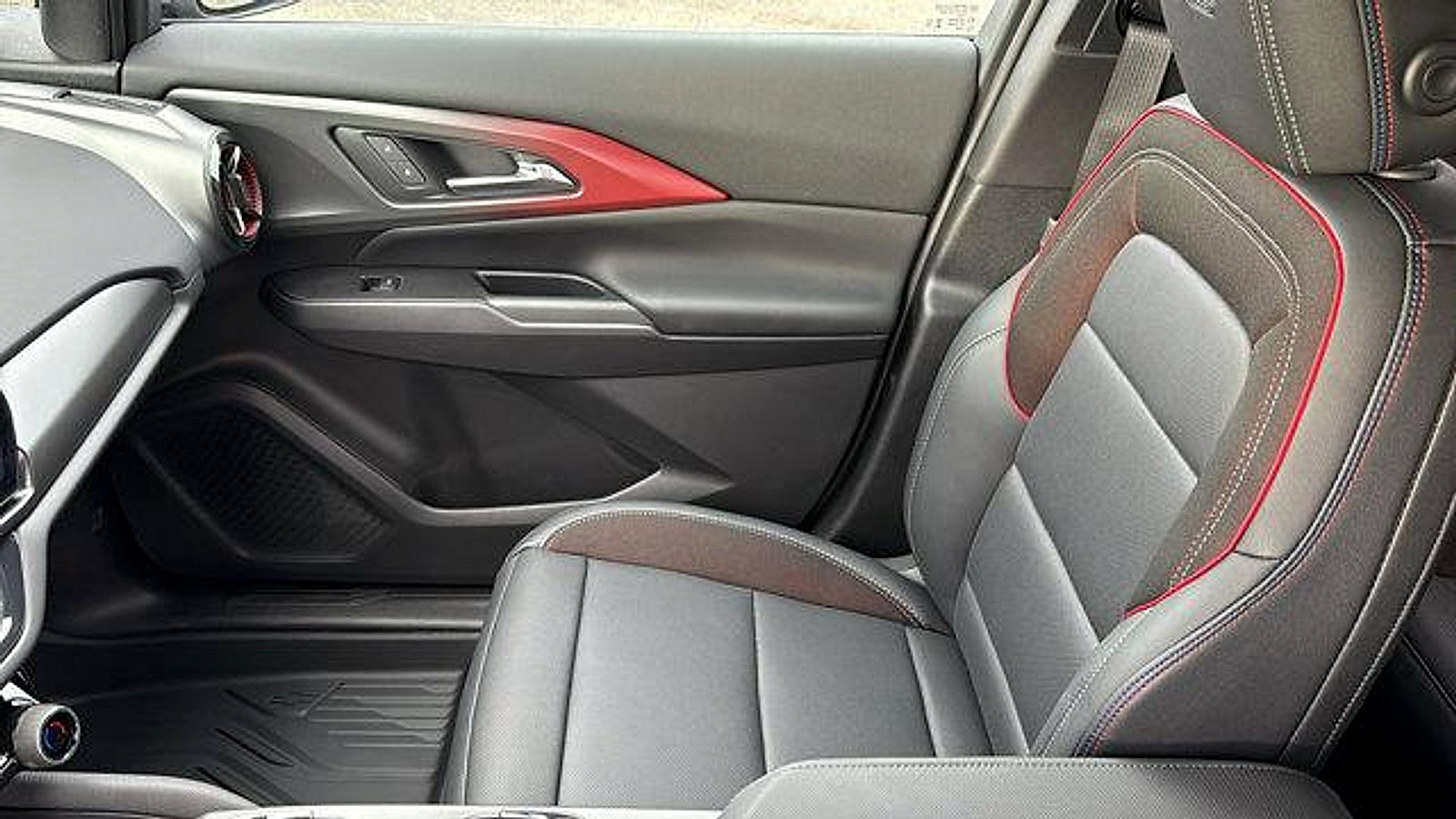 New 2026 Chevrolet Equinox EV RS image 12