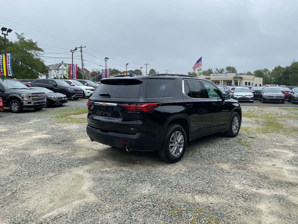 Used 2023 Chevrolet Traverse LT image 5