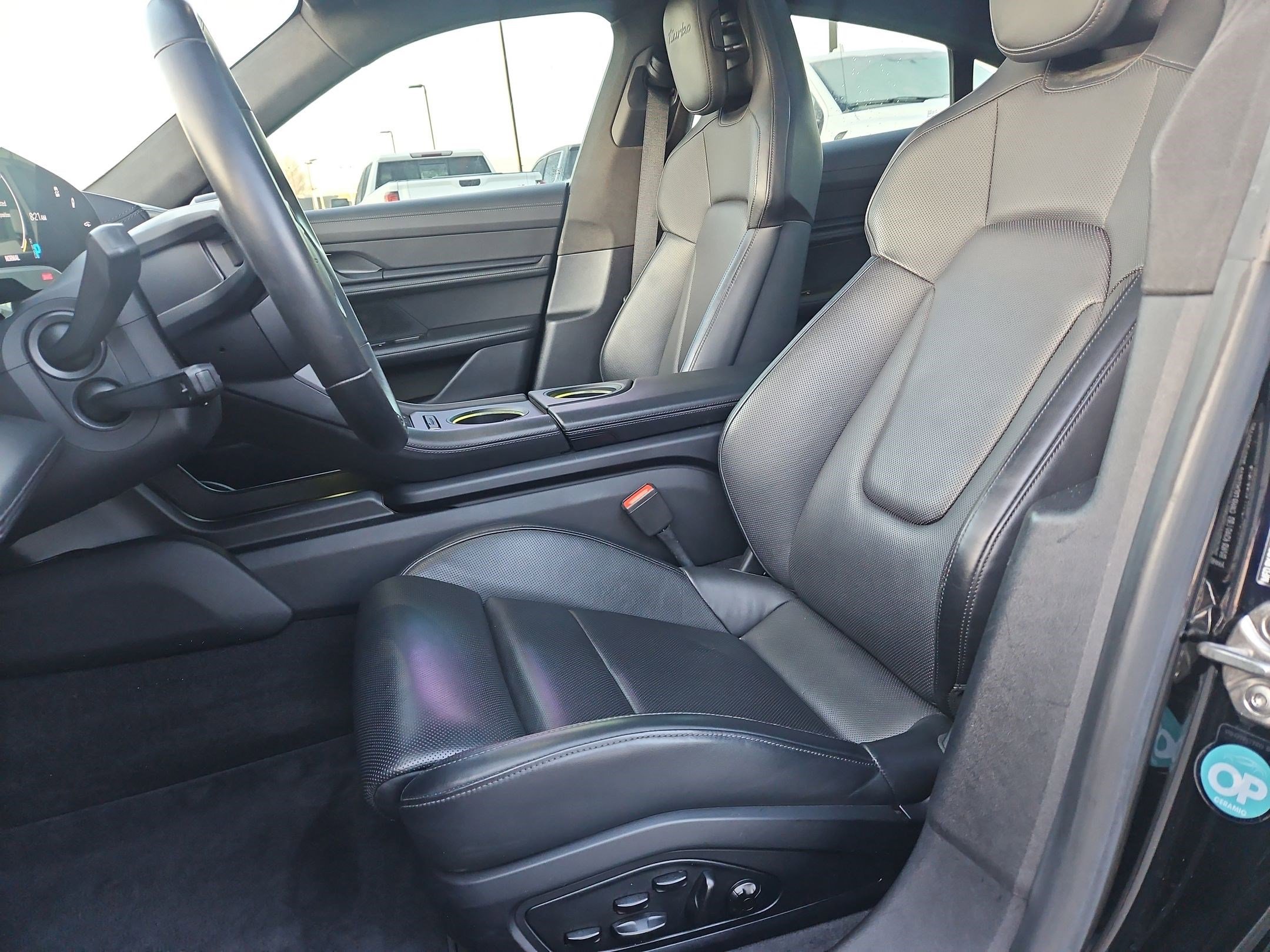 Used 2020 Porsche Taycan Turbo image 17