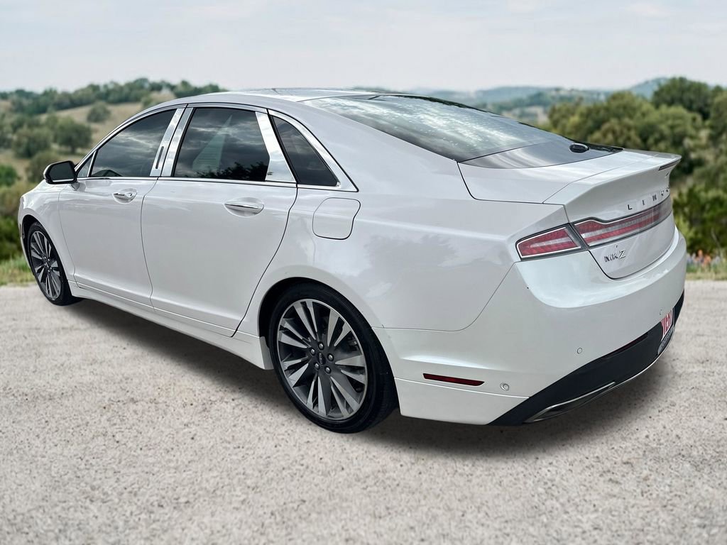 Used 2020 Lincoln MKZ Reserve FWD image 7