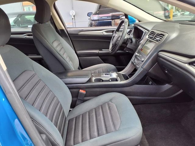 Used 2019 Ford Fusion SE image 26