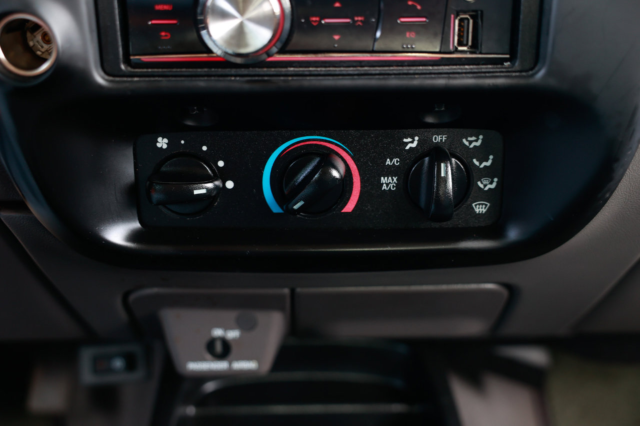 Used 2003 MAZDA B-Series Pickup 2WD Cab Plus B3000 image 30