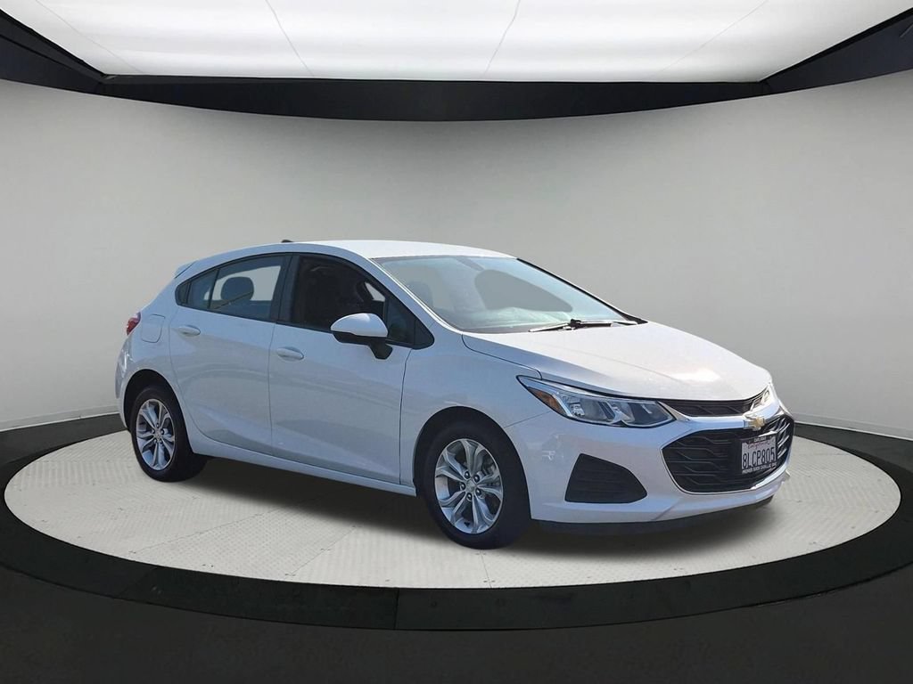 Certified 2019 Chevrolet Cruze LS w/ LS Convenience Package FWD image 2