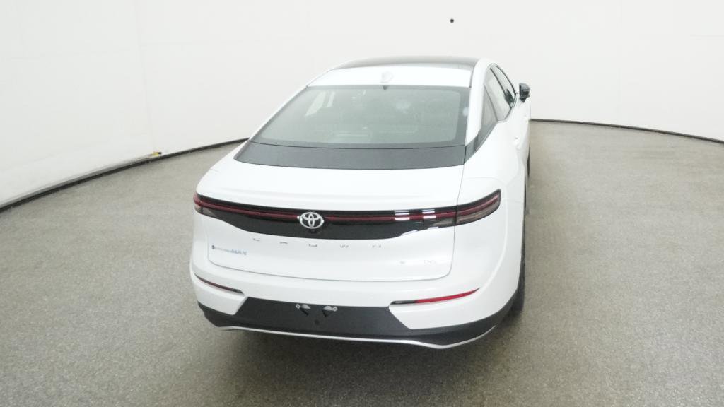New 2026 Toyota Crown Platinum image 17