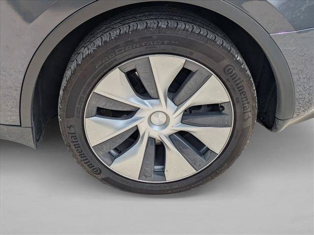 Used 2022 Tesla Model Y Long Range AWD/4WD image 9