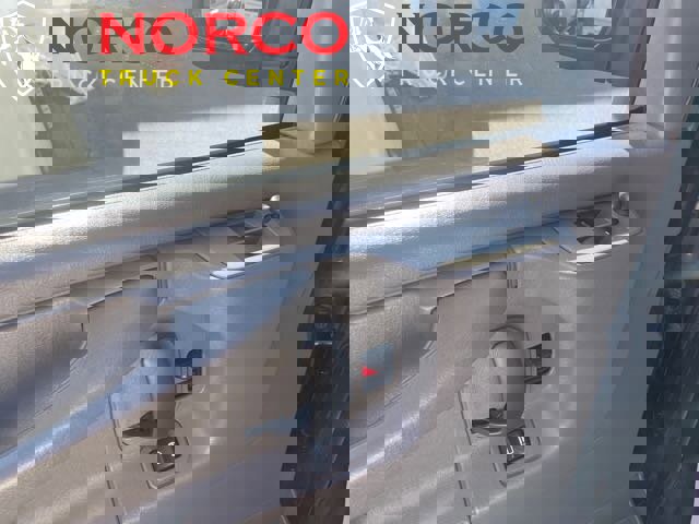 Used 2015 Chevrolet Express 2500 image 5