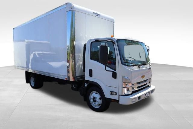 New 2024 Chevrolet Low Cab Forward image 14