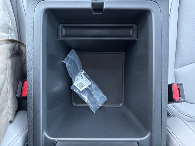 New 2025 Honda Pilot Touring image 28