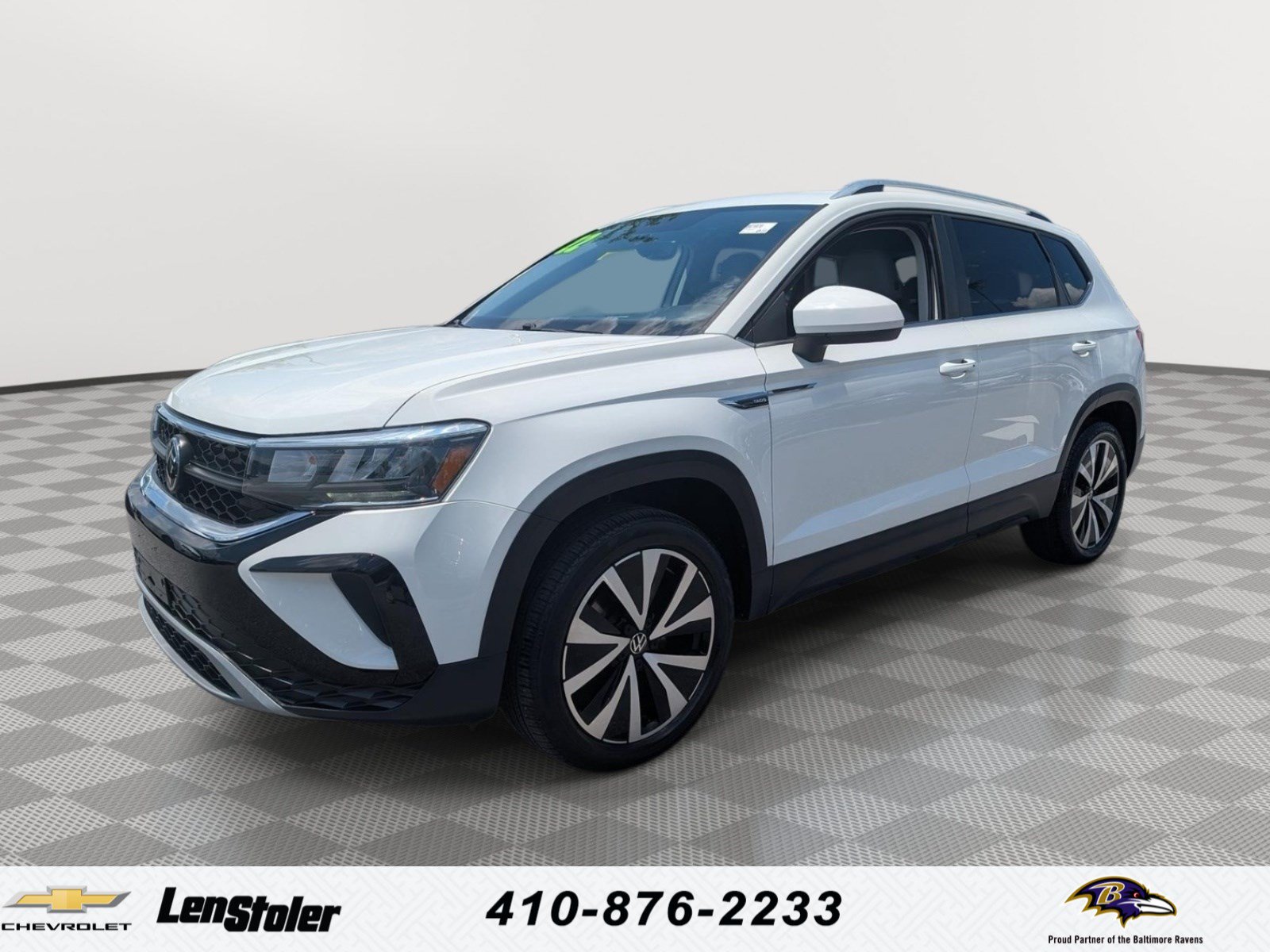 Used 2022 Volkswagen Taos SE AWD/4WD image 1