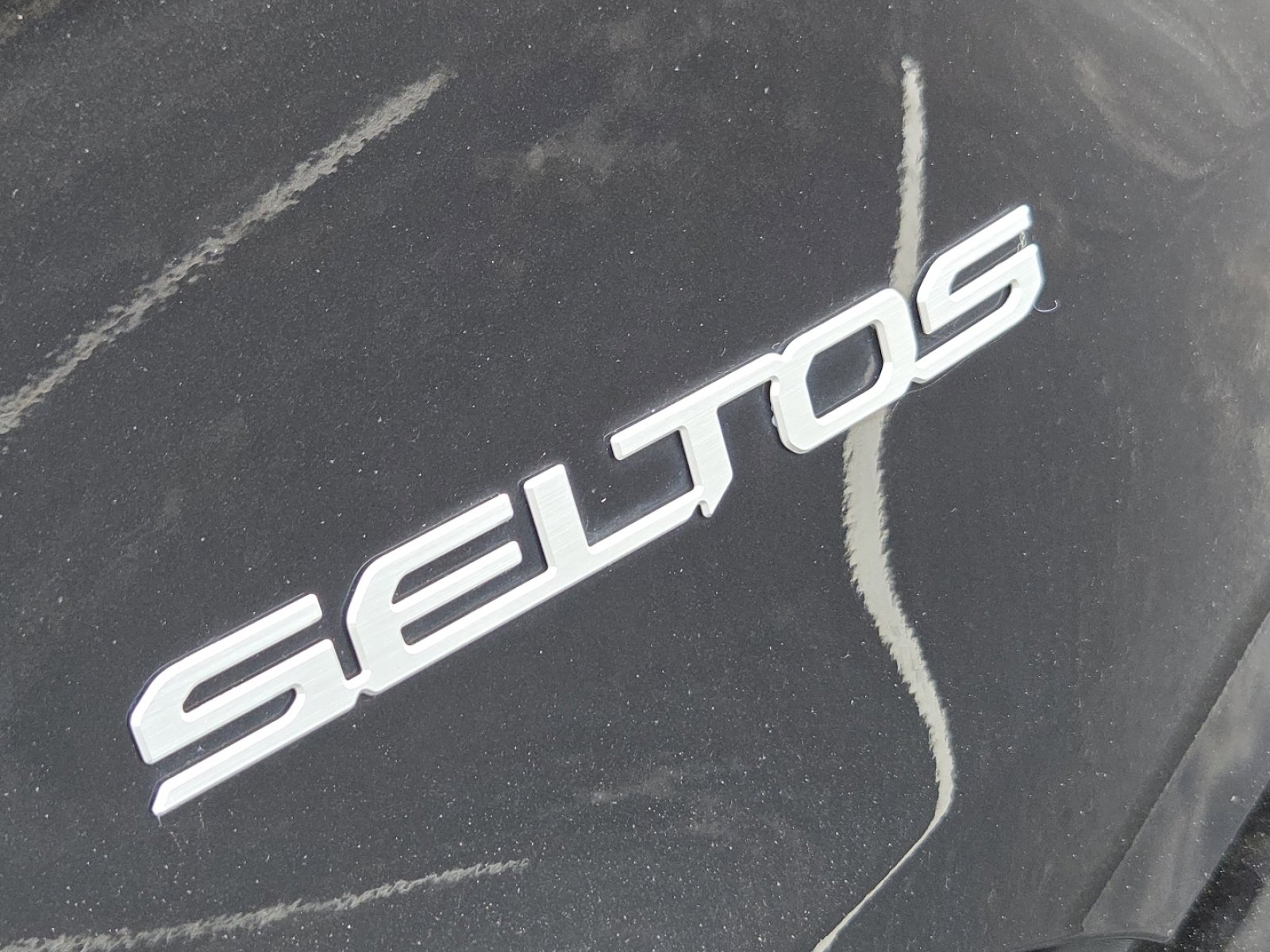 Used 2024 Kia Seltos EX AWD/4WD image 16