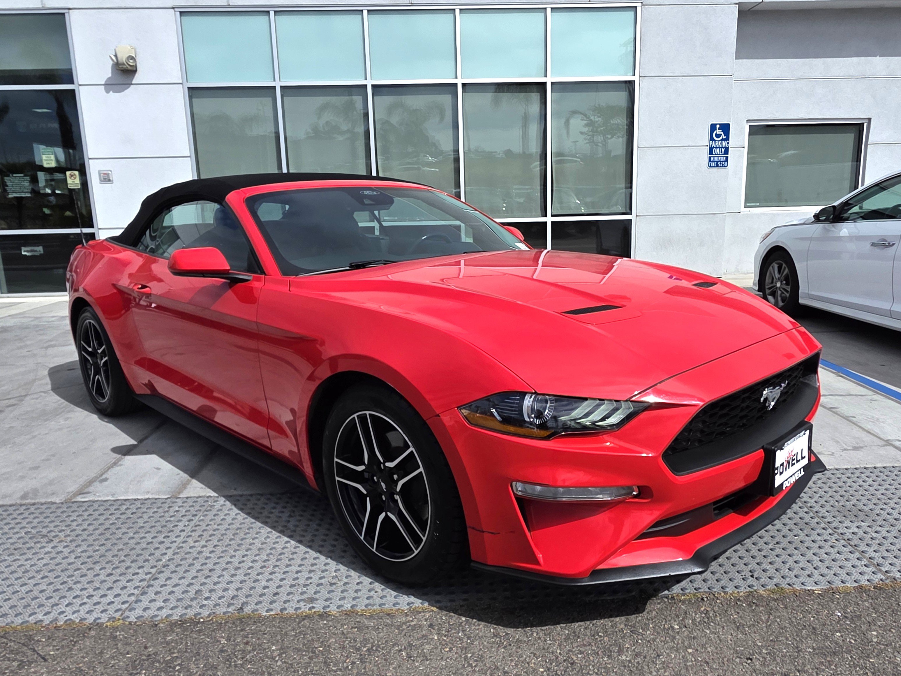 Used 2023 Ford Mustang Premium RWD image 6