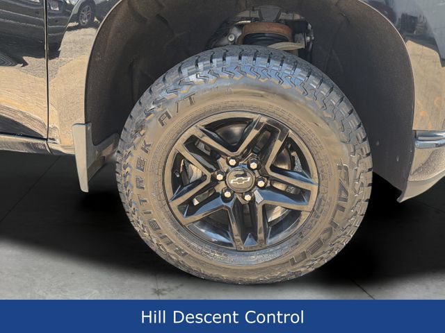 Certified 2021 Chevrolet Silverado 1500 LT Trail Boss AWD/4WD image 31