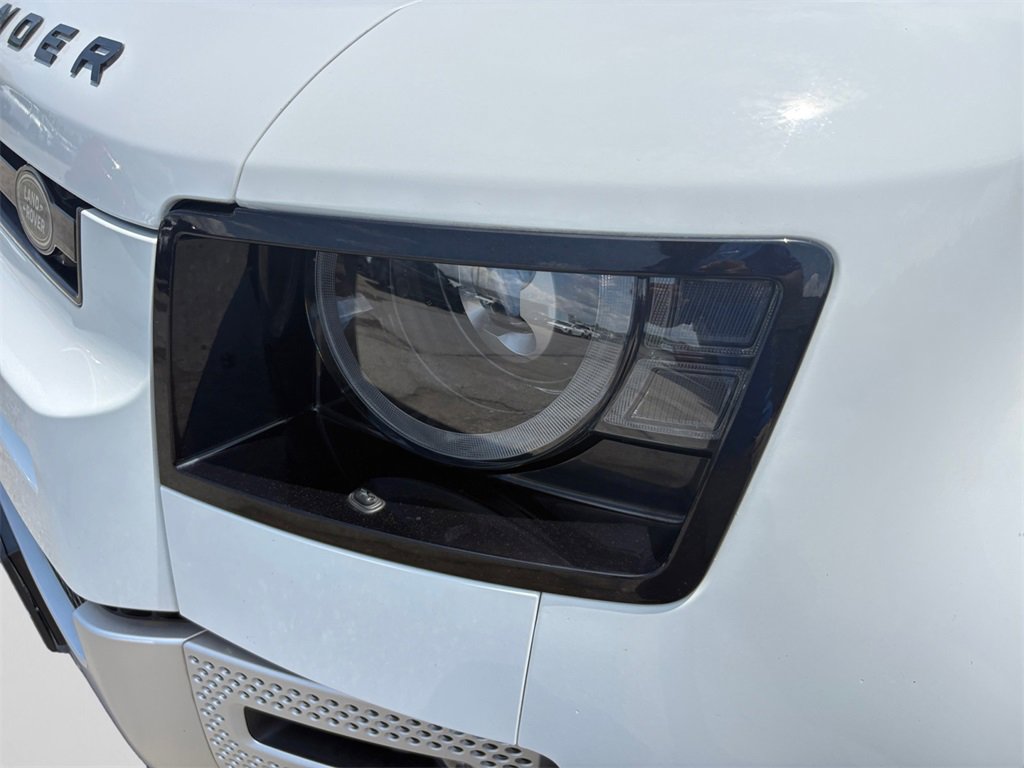 Used 2020 Land Rover Defender 110 HSE image 22