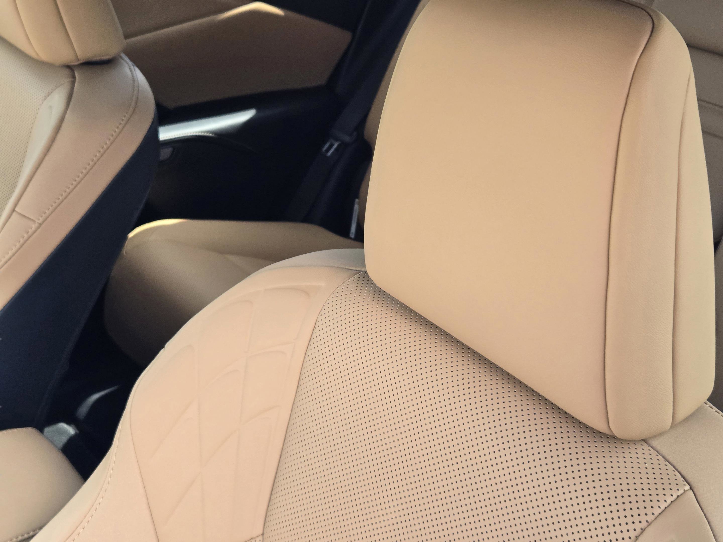 New 2026 Lexus RX 350h AWD/4WD image 14