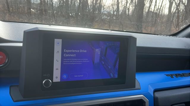 Used 2024 Toyota Tacoma TRD Off-Road image 15