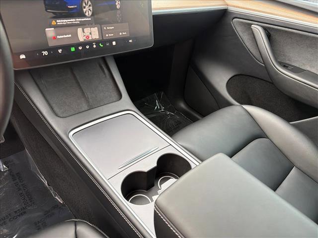 Used 2023 Tesla Model Y Long Range image 21