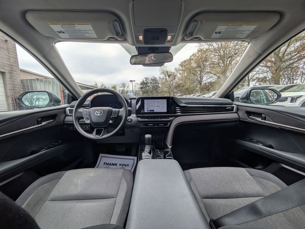 Used 2025 Toyota Camry LE FWD image 26