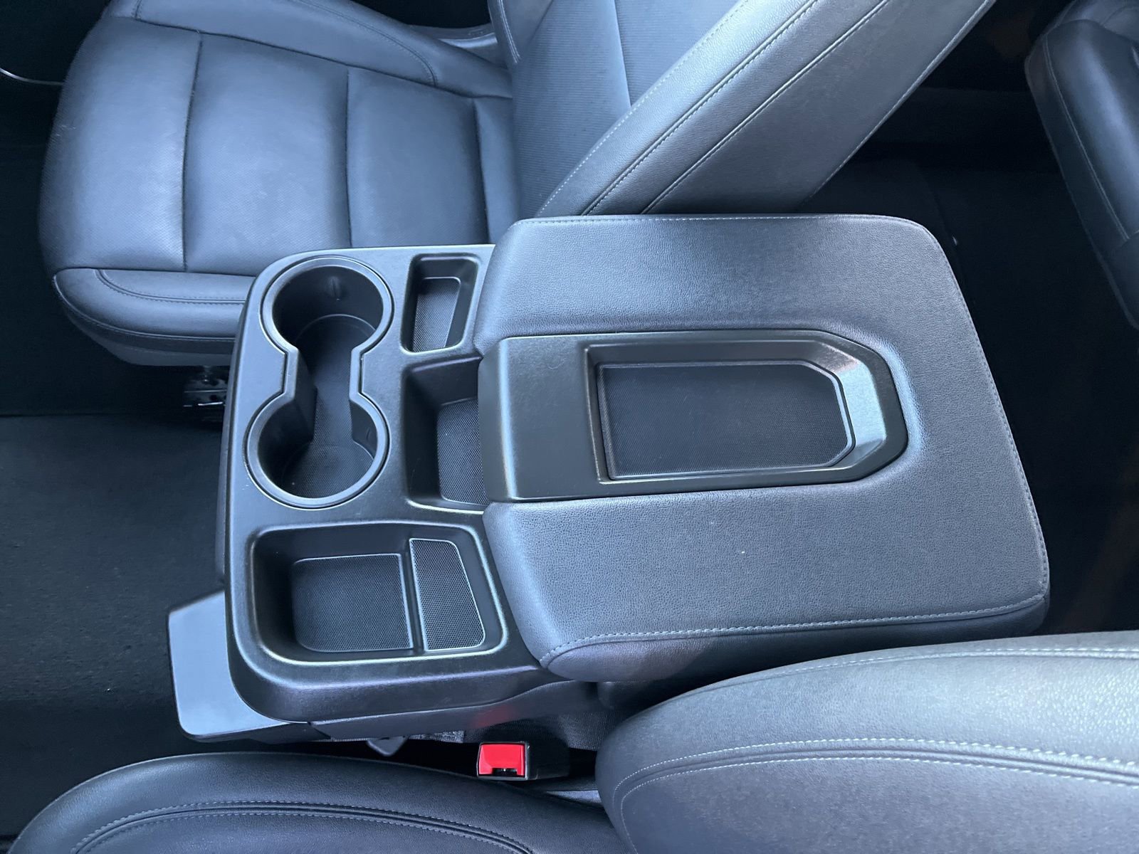 Certified 2025 GMC Sierra 1500 SLT image 34