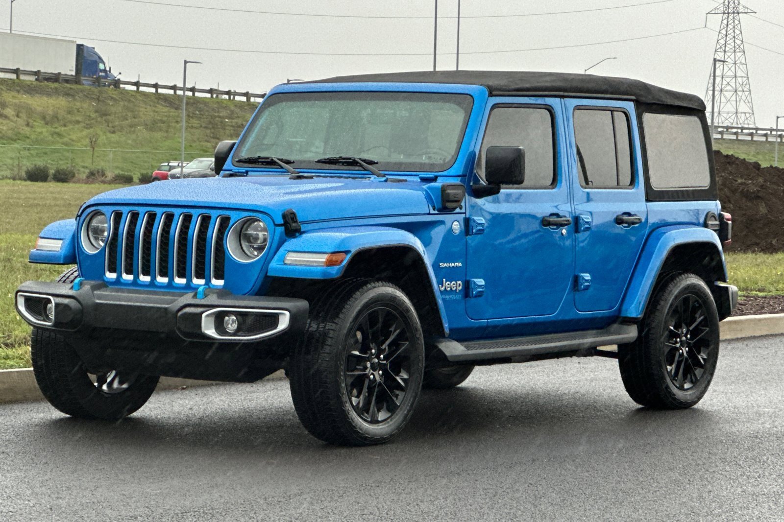 Used 2022 Jeep Wrangler Unlimited Sahara image 7