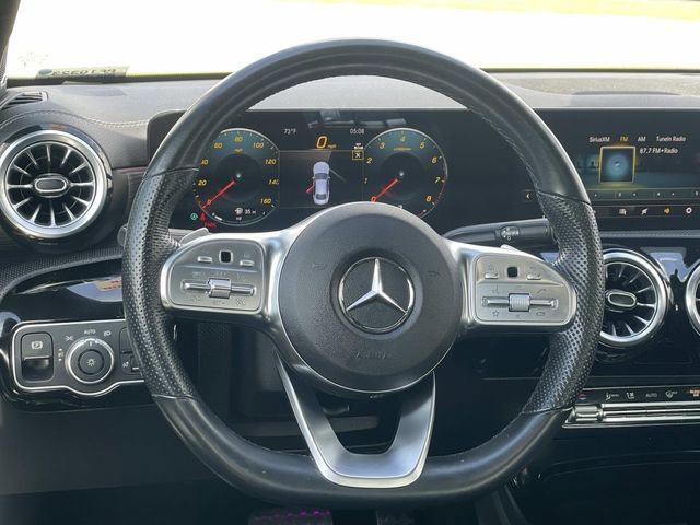 Used 2023 Mercedes-Benz CLA 250 image 8