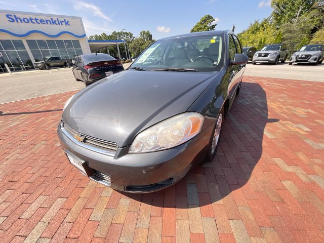 Used 2010 Chevrolet Impala LT w/ Luxury Edition Package FWD image 26