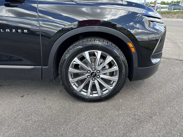 Certified 2023 Chevrolet Blazer Premier w/ Enhanced Convenience Package AWD/4WD image 14