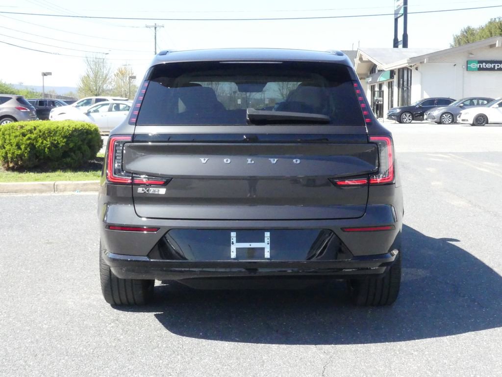 Used 2025 Volvo EX90 Ultra image 13