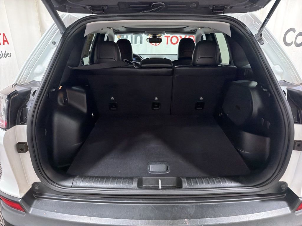 Used 2022 Jeep Cherokee Limited image 15