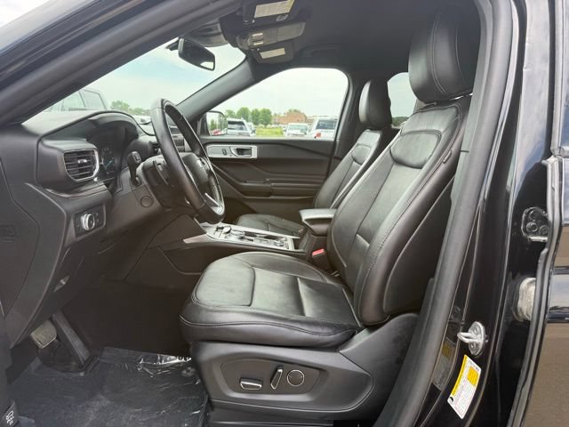 Used 2020 Ford Explorer Limited AWD/4WD image 12