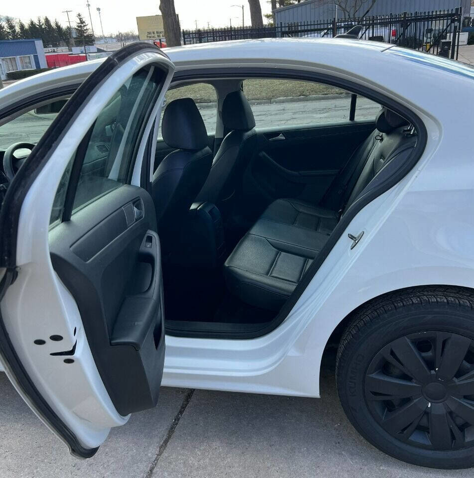 Used 2014 Volkswagen Jetta SE image 16