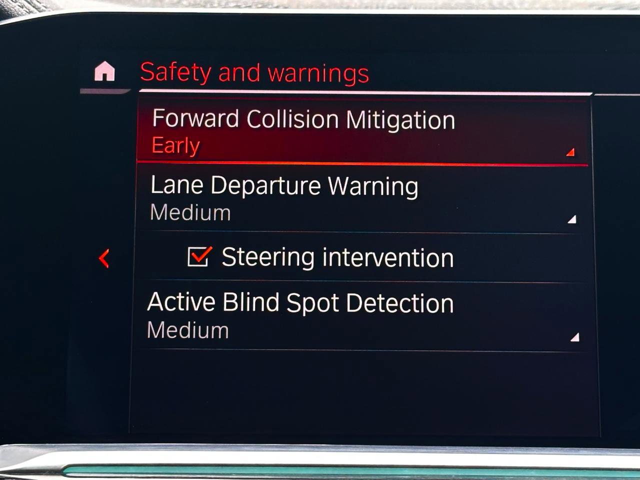 Used 2020 BMW X7 xDrive40i w/ M Sport Package AWD/4WD image 24