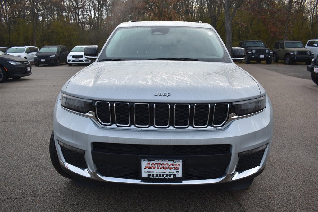 Used 2023 Jeep Grand Cherokee L Limited image 11
