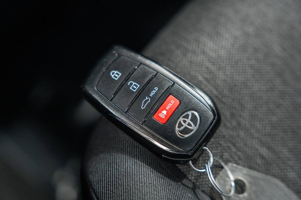 Used 2025 Toyota Camry LE FWD image 39