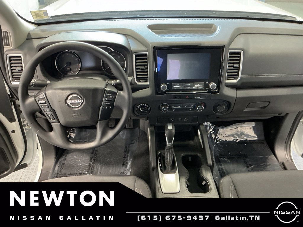Used 2024 Nissan Frontier SV w/ Technology Package AWD/4WD image 11