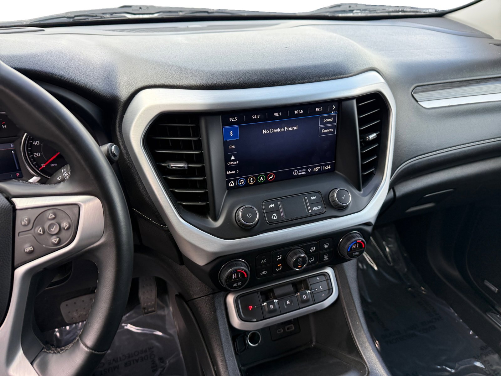 Used 2023 GMC Acadia SLT image 12