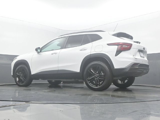 Used 2025 Chevrolet Trax ACTIV FWD image 46