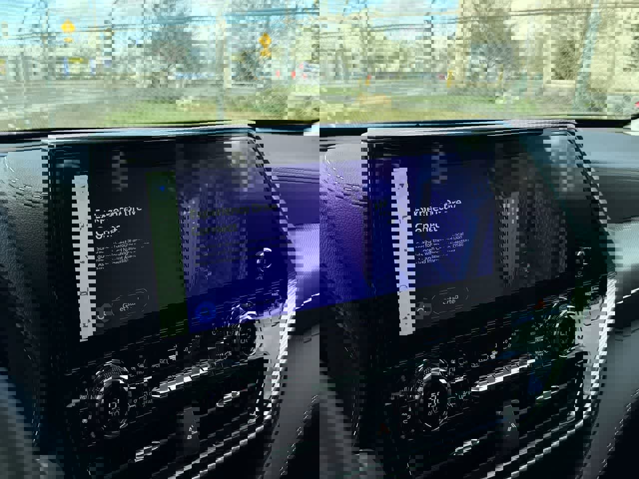 Used 2023 Toyota Highlander Platinum image 19