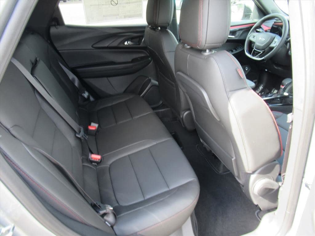 New 2026 Chevrolet TrailBlazer RS w/ Convenience Package FWD image 28