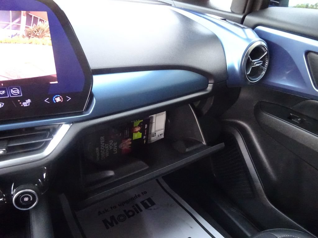 Certified 2024 Chevrolet Equinox EV LT w/ LPO, Blackout Package FWD image 28
